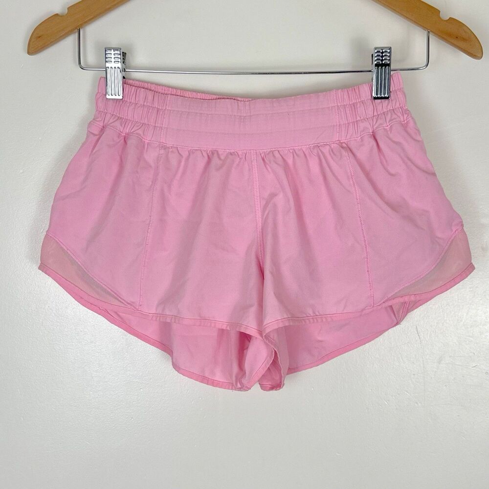 Lululemon Hotty Hot Short II 2.5" Miami Pink Swift Low Rise Size 6 LW7AGUR - Picture 1 of 6